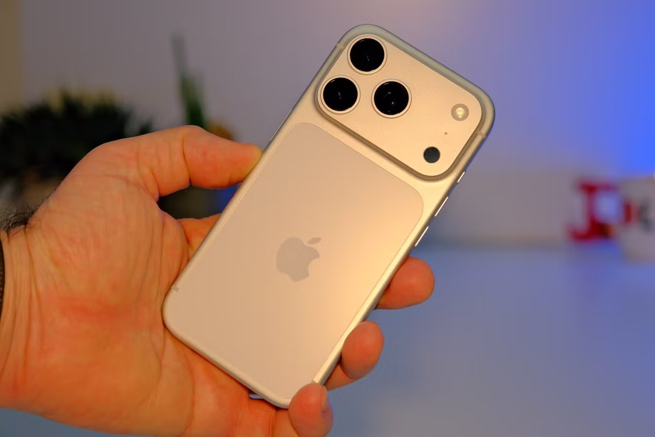 Apple, 2025'te Avrupa Smartphone Pazarında Liderliği Elde Etti