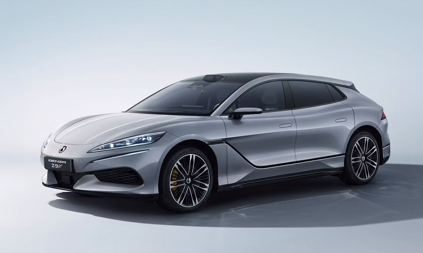 Denza Z9 GT: 1.036 km ile Elektrikli Araçta Menzil Zirvesi